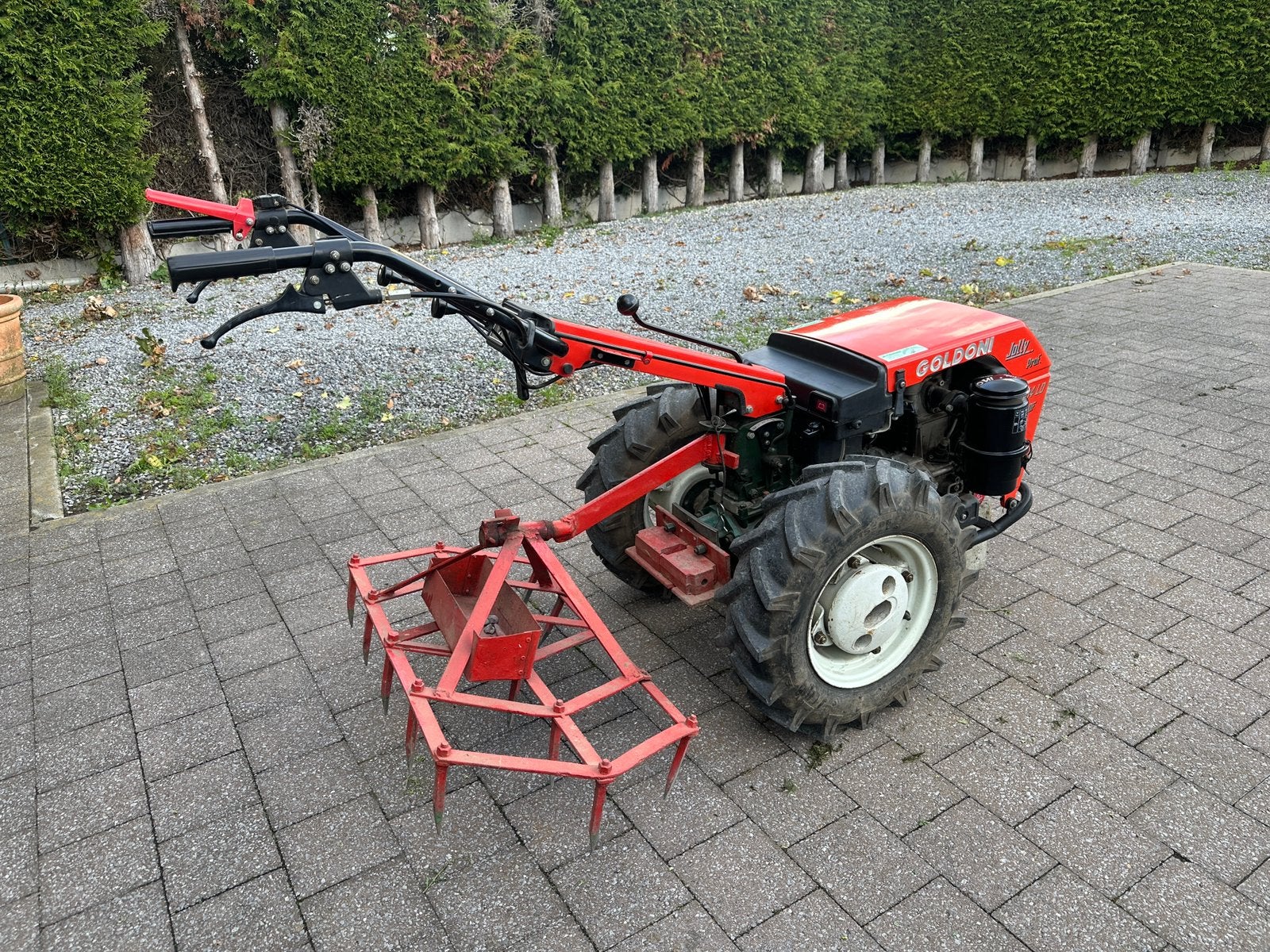 Goldoni Jolly 2 wiel traktor met heel veel toebehoren, Ophalen, Zo goed als nieuw