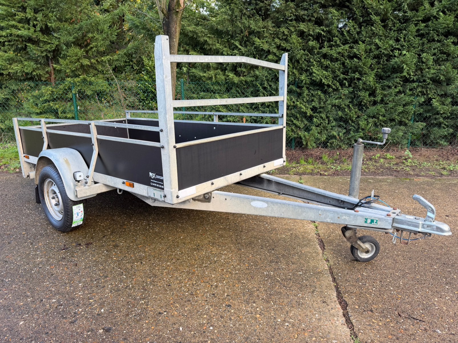 750kg ongeremd extra sterk KNOTT 1350kg as + chassis 2.7t, Ophalen, Zo goed als nieuw