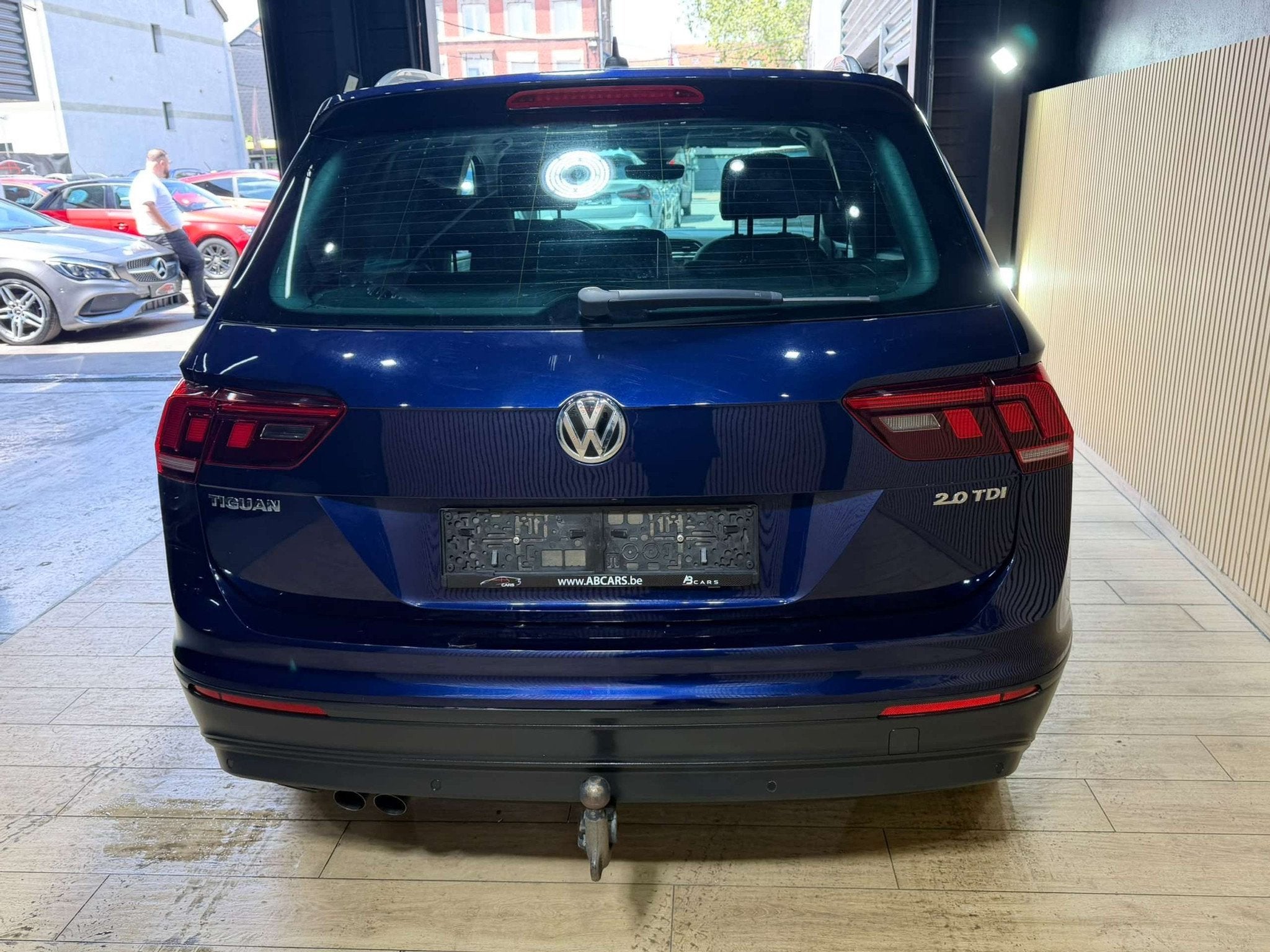 Volkswagen Tiguan 2.0 TDi * SPORT * 1ER PROP * GARANTIE 12 M, Auto's, Bi-Xenon koplampen, Gebruikt, 4 cilinders, Leder