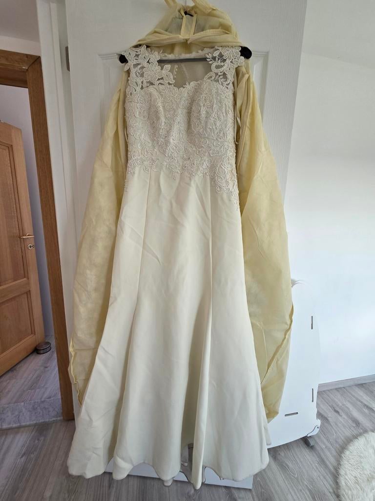 Robe mariage civile ou autre occasion, Enlèvement