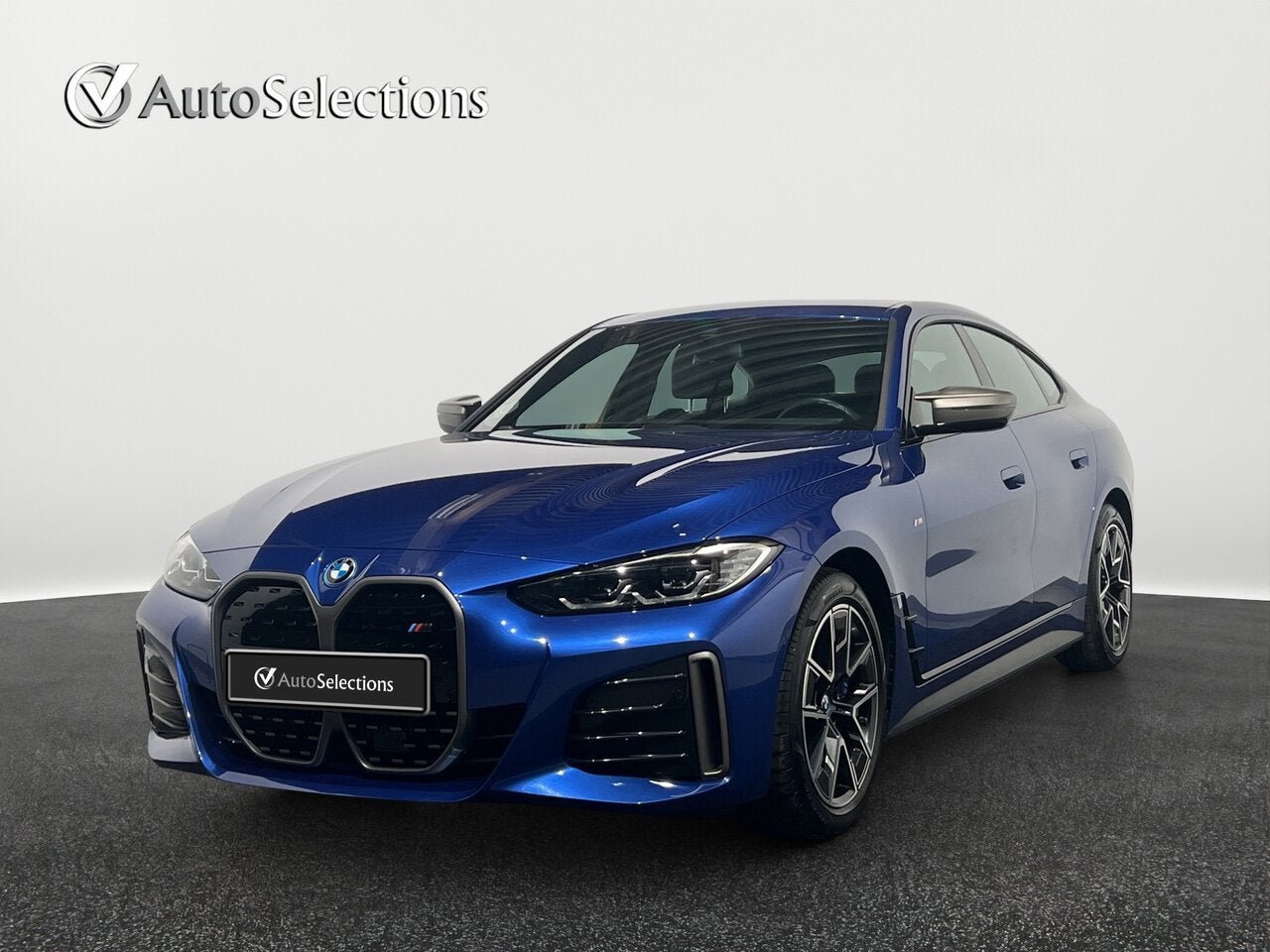 BMW i4 M50 /ACC/Trekhaak/Leder/Led, Auto's, BMW, Zwart, 544 pk, 402 kW, Elektrisch