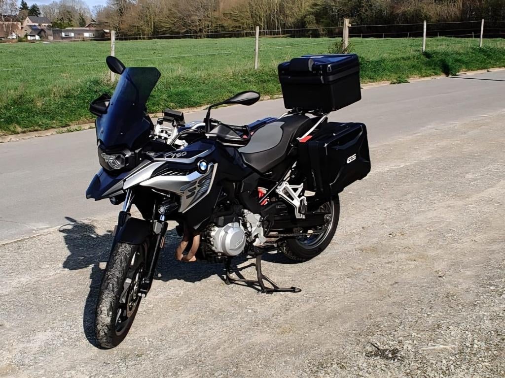 BMW F750GS, Motoren, 2 cilinders, Occasion, Handvatverwarming, Particulier
