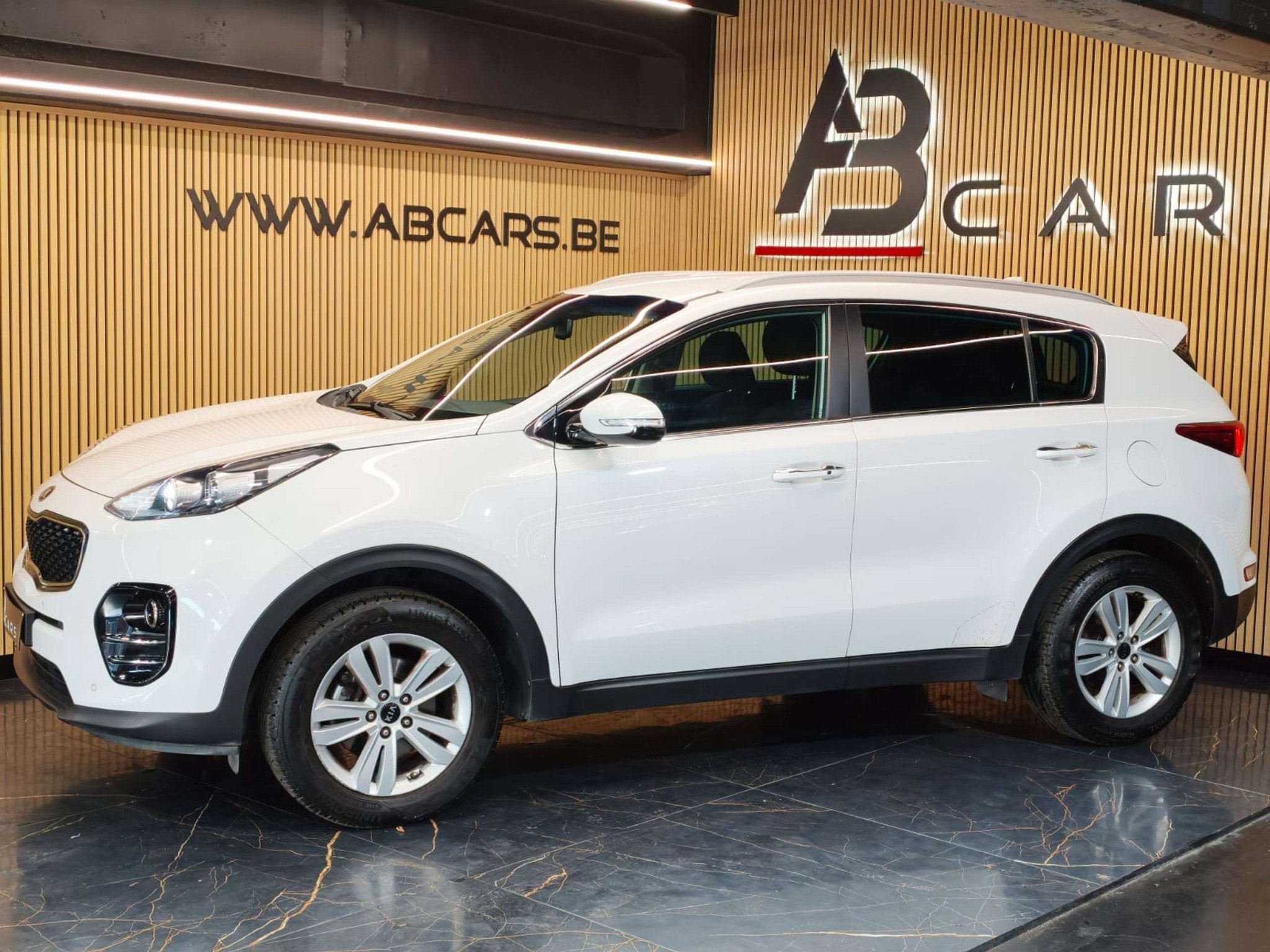 Kia Sportage 1.6I * GARANTIE 12 MOIS * (bj 2017), Stof, Gebruikt, Wit, Bedrijf