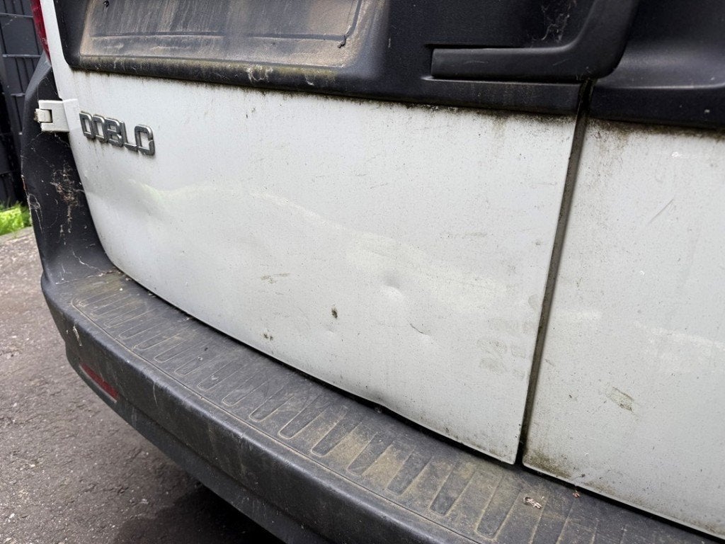 ACHTERDEUR Fiat Doblo Cargo (263) (01-2010/12-2023), Auto-onderdelen, FCA Germany GmbH, Gebruikt, Deur, IPC D1-09 Bahnhofsplatz
65423  Rüsselsheim am Main, DE
