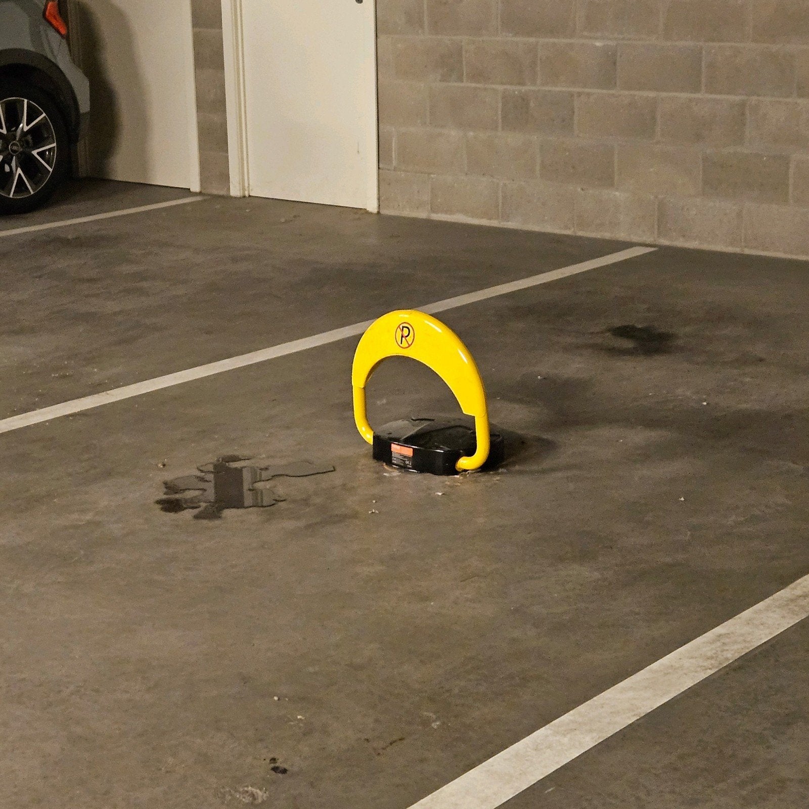 Barrière rabattable parking télécommandée, Enlèvement ou Envoi