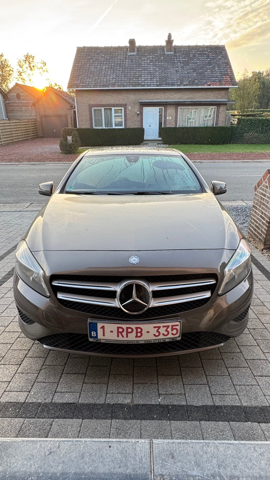 Mercedes A180 Fabriekstype 176 Kleur bronsgrijs, Autos, Classe A, Achat, Euro 6, Autres couleurs