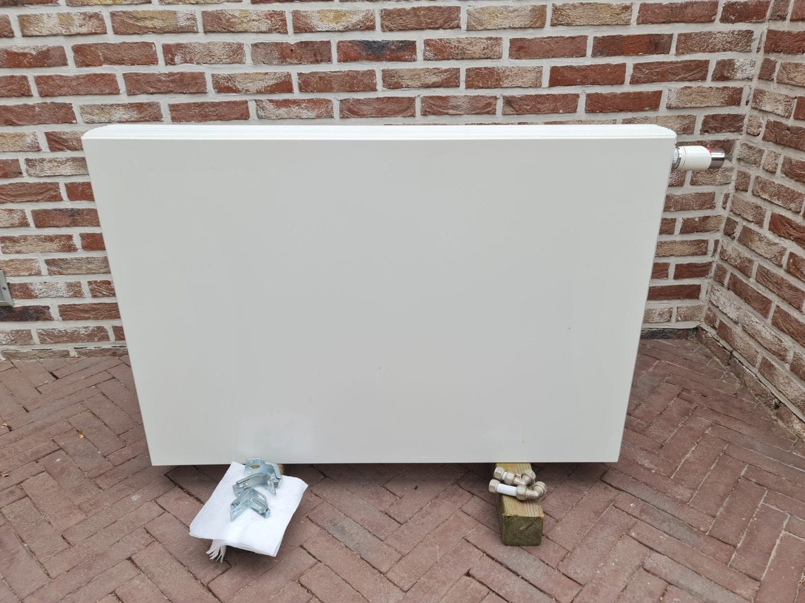 Paneelradiator wit met thermostatische kraan, Ophalen, Radiator