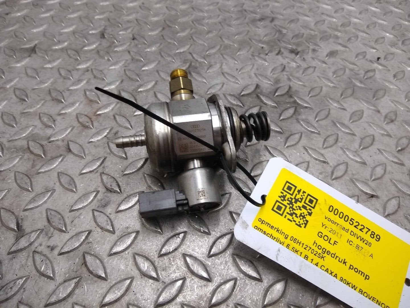 VOLKSWAGEN GOLF BRANDSTOF POMP VOOR DE INJECTOR 2011, Ophalen of Verzenden, Gebruikt, Stiba lid