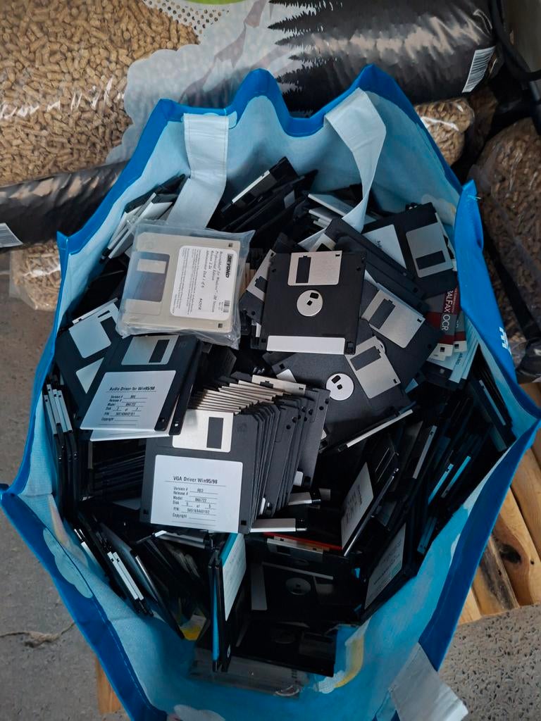 Om een pc-diskette plus minstens 500 diskettes te geven