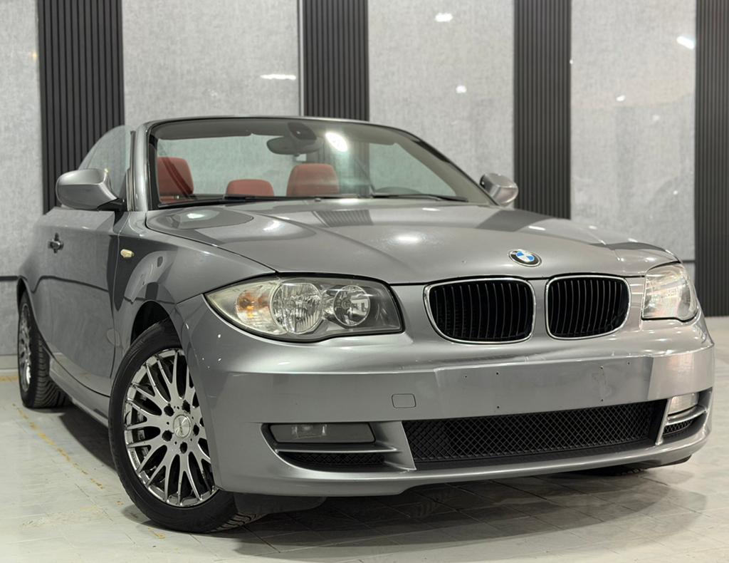 BMW 118d CABRIOLET BOÎTE AUTOMATIQUE PARFAIT ÉTAT, Autos, Euro 5, Achat, Entreprise, Cabriolet