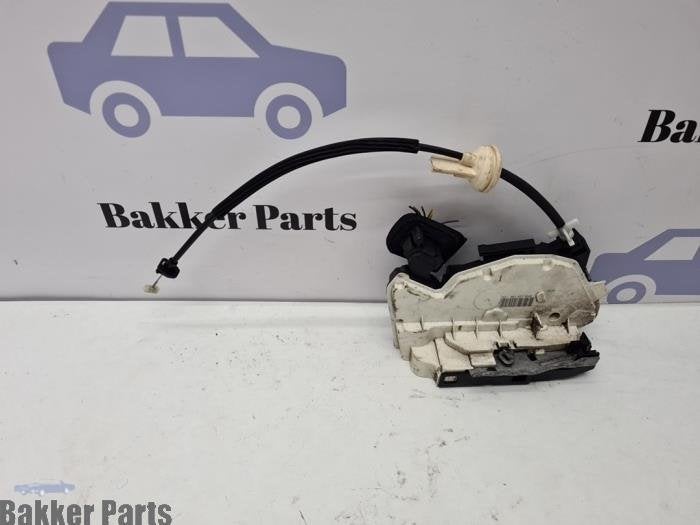 Deurslot Mechaniek 4Deurs rechts-voor van een Volkswagen Gol, Gebruikt, -, Volkswagen, -