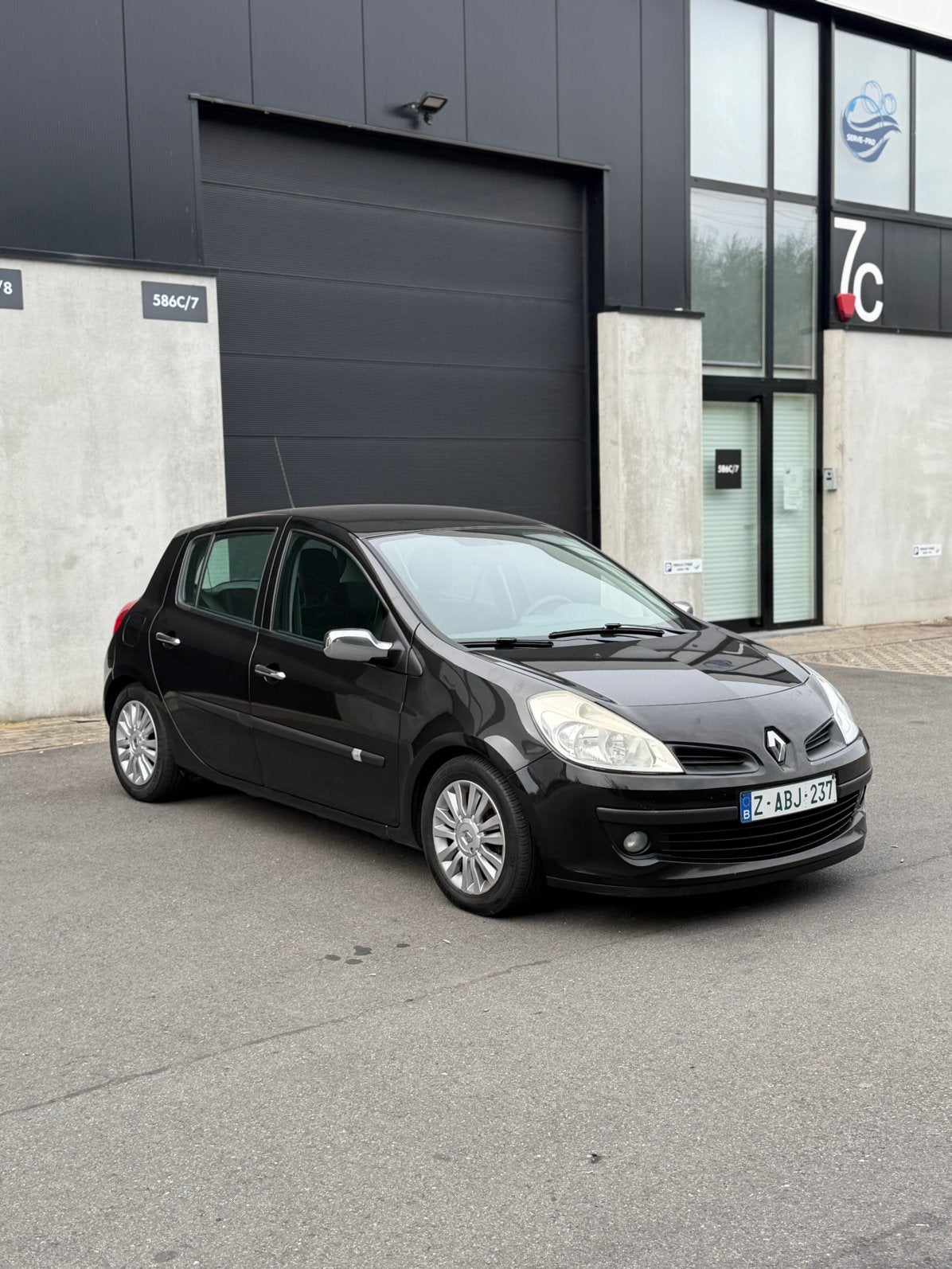 RENAULT CLIO - 1.2i - PRET A IMMATRICULÉ, Autos, Achat, Attache-remorque, Entreprise, Noir