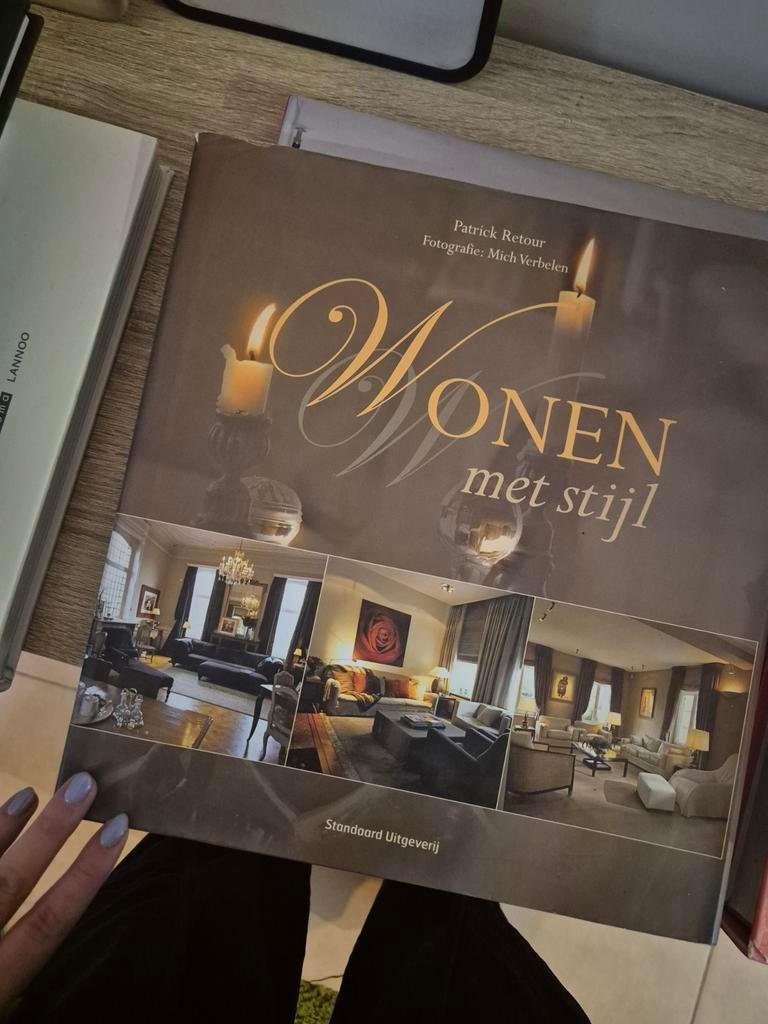 P. Retour - Wonen met stijl, Enlèvement, P. Retour