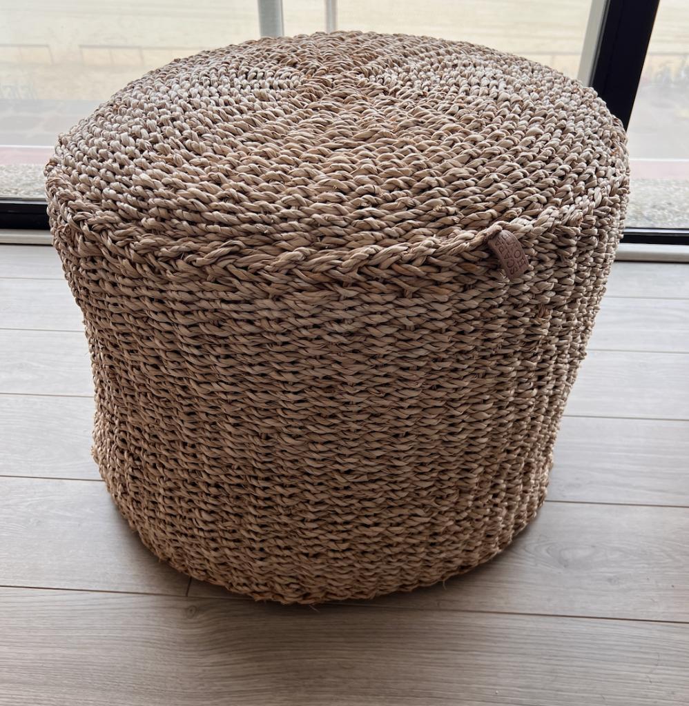 Zeldzame rieten poef Scapa, Huis en Inrichting, Ophalen, Riet of Rotan, Zo goed als nieuw, Modern, natuur, design, eco