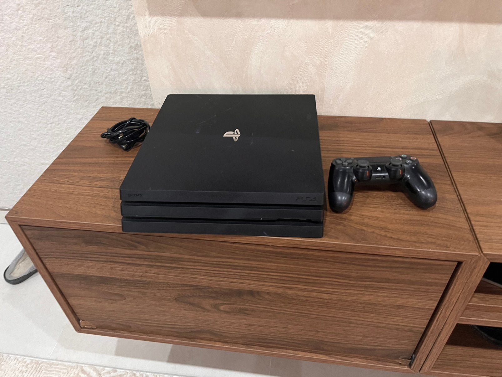 Ps4 pro + manette, Enlèvement, Comme neuf, Pro