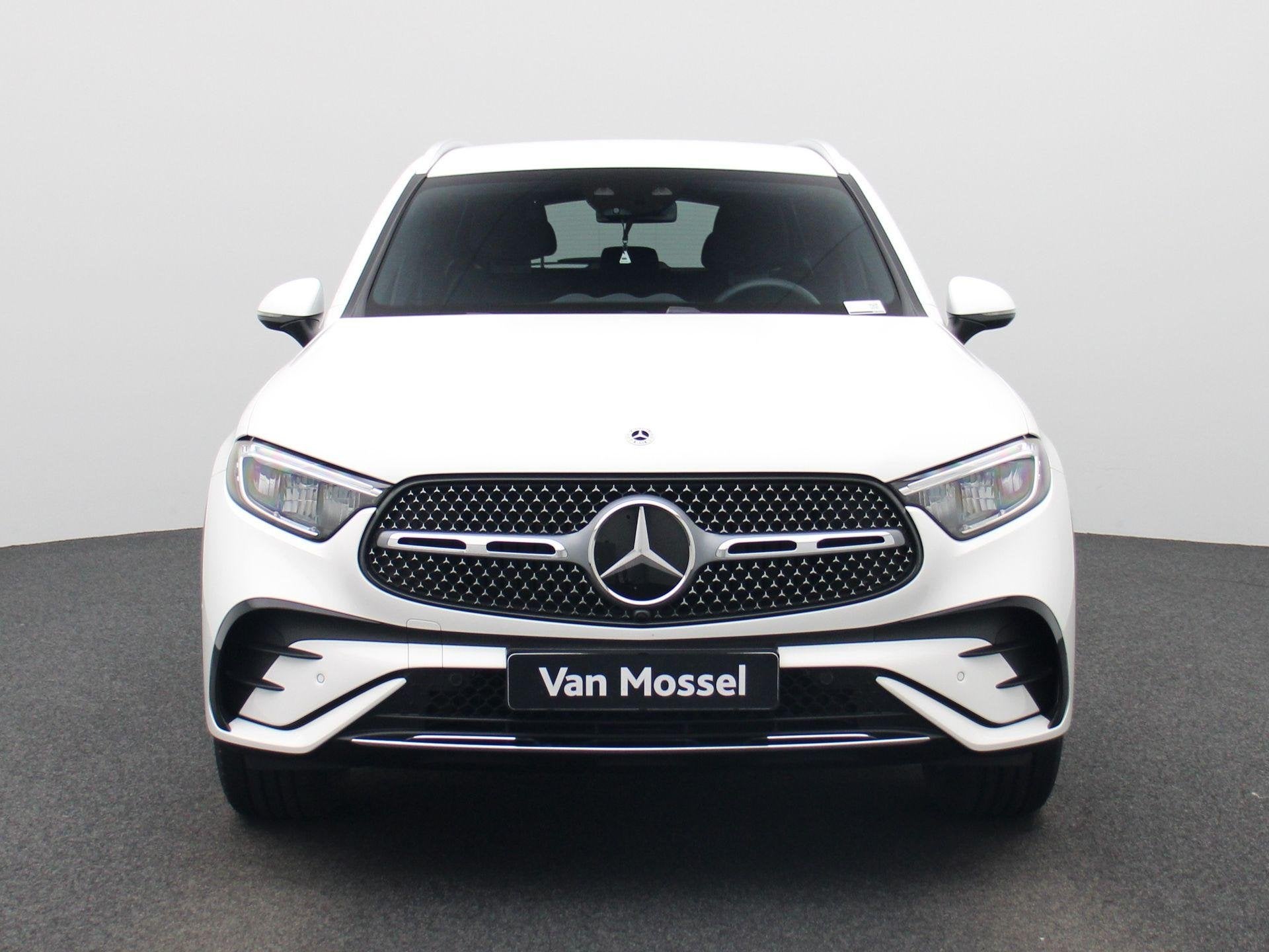 Mercedes-Benz GLC 300D + AMG LINE + TREKHAAK + RIJASSISTENTI, Auto's, Mercedes-Benz, Automaat, 269 pk, Stof, Gebruikt