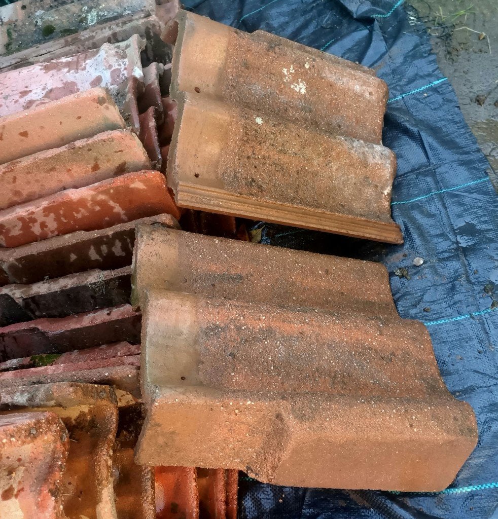beton sneldek gevelpannen modul RBB kantpan dakpan € 9,-, Ophalen, Gebruikt, Minder dan 5 m², Dakpannen