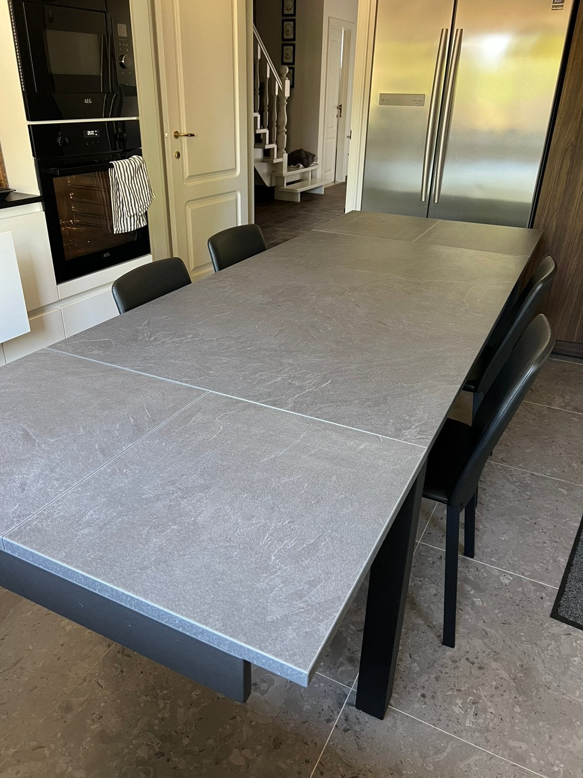 Eettafel (verlengbaar), Ophalen, Zo goed als nieuw
