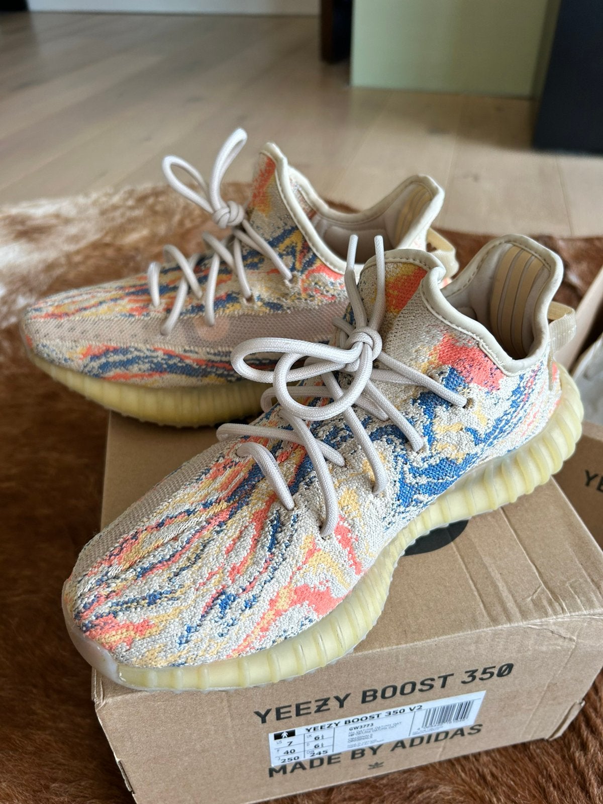 Yeezy boost 350 V2 Oat maat 40, Overige kleuren, Nieuw, Ophalen of Verzenden, Sneakers