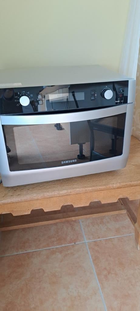 Four Combi Micro-ondes Samsung CP1370, Electroménager, Enlèvement, Four