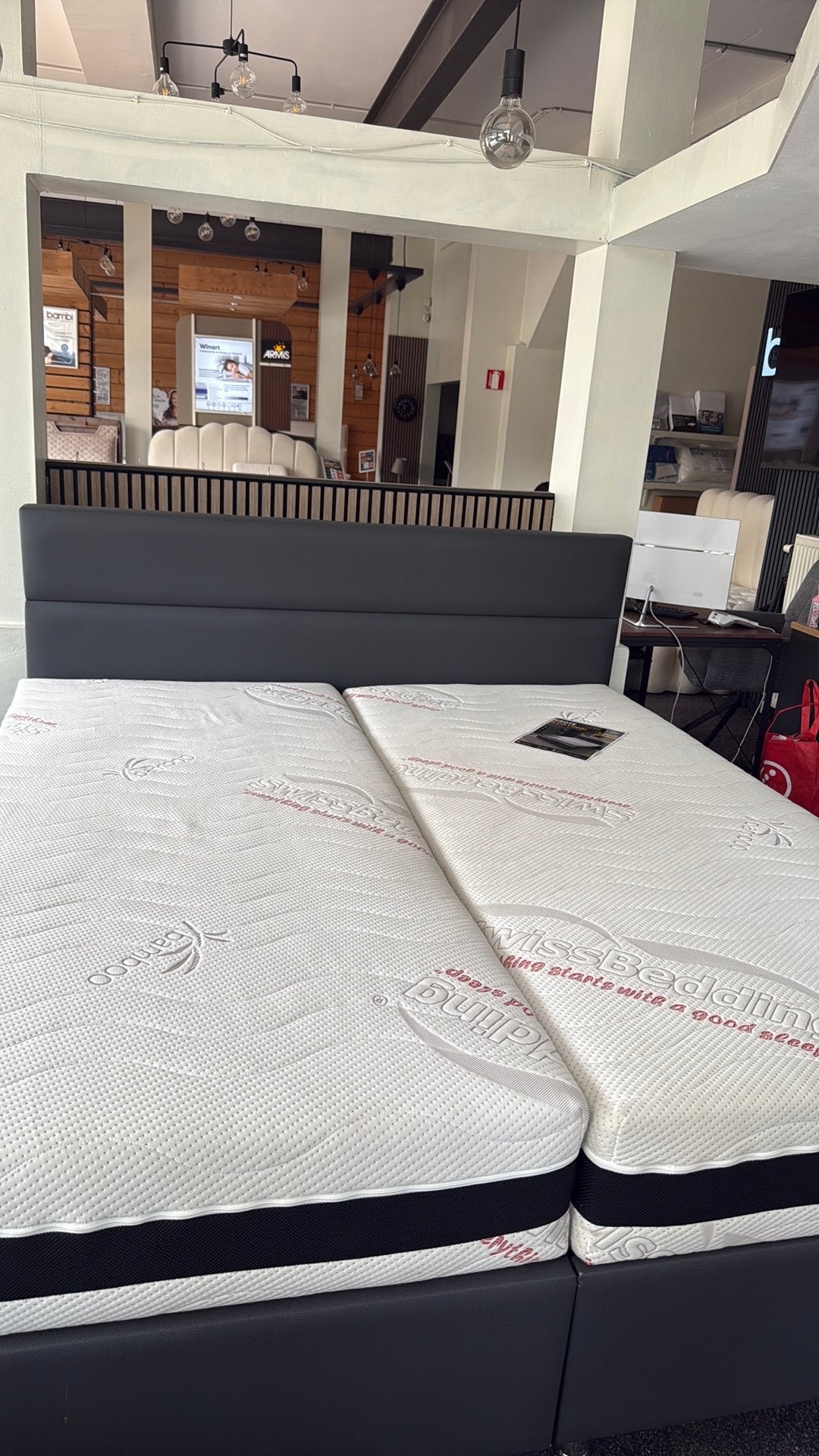 Kost 1200, Huis en Inrichting, Slaapkamer | Boxsprings, Ophalen of Verzenden, Zo goed als nieuw