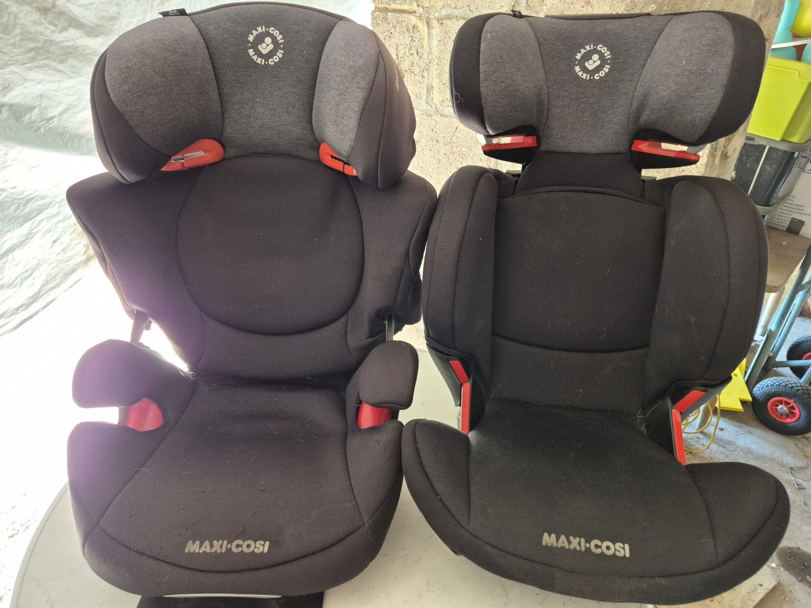 Maxi cosi 2 stuks rodi en rodifix, Ophalen