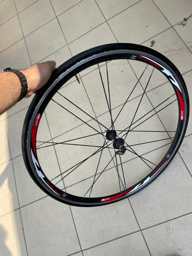 Voorwiel koersfiets, Fietsen en Brommers, Fietsonderdelen, Ophalen, Zo goed als nieuw