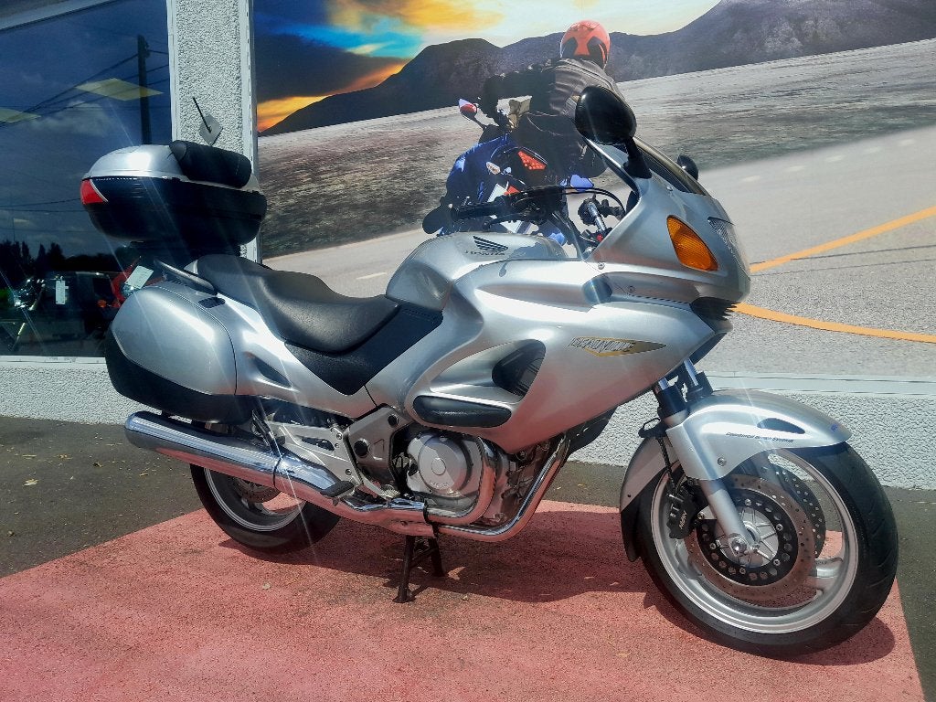 HONDA NT650V DEAUVILLE Garantie 1 ou 2 ans MOTOSD, Motoren, Motoren | Honda, 2 cilinders, Occasion, Bedrijf, Meer dan 35 kW