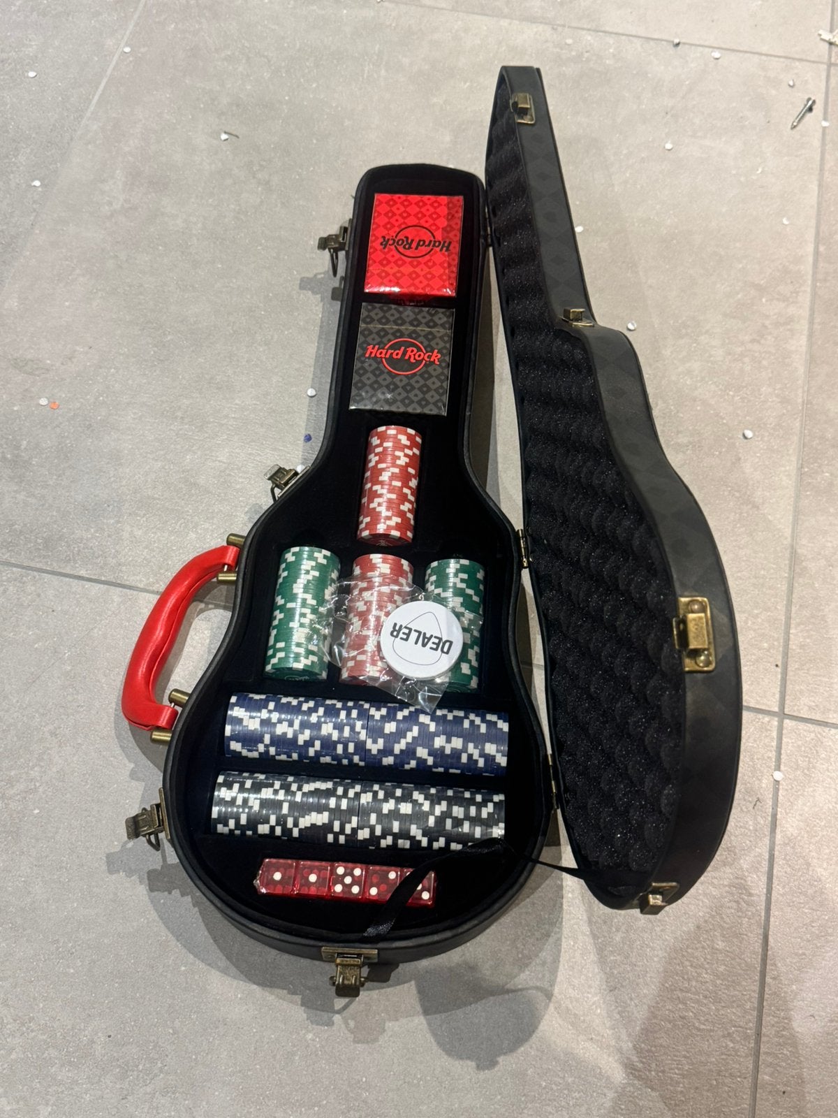Set de poker Hard Rock en édition limitée, Collections, Enlèvement ou Envoi, Neuf