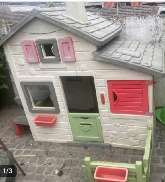 SPEELHUISJE SMOBY, Ophalen, Zo goed als nieuw, Kunststof