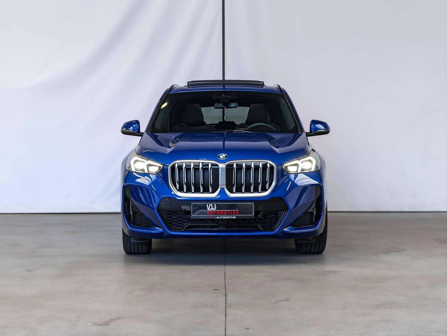 BMW X1 sDrive18i|M-SPORT|PANO|KEYLESS|ADAPTIVE LED|CAMERA|ST, Gebruikt, Zwart, Bedrijf, 5 zetels