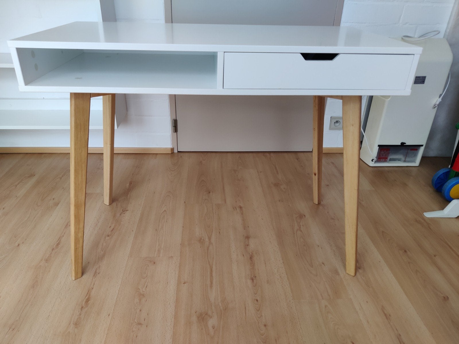 (Kinder)bureau/hal meubel van Jysk, Ophalen, Jysk, Wit