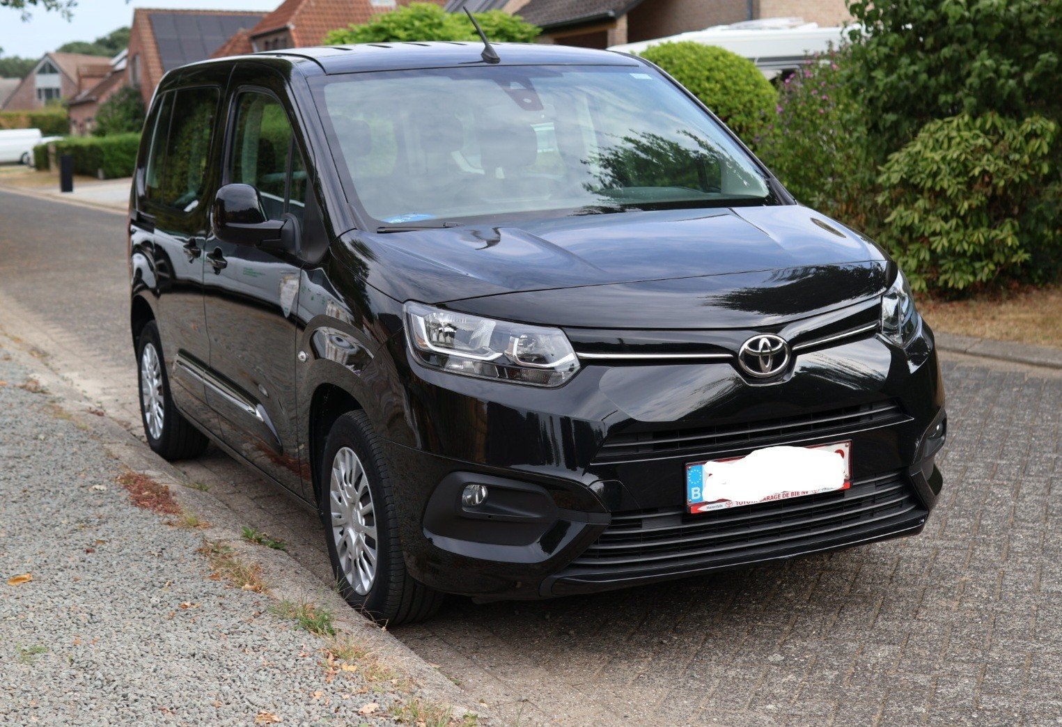 Toyota Proace City 1.2 Benzine BJ 2021, Auto's, Voorwielaandrijving, Stof, Zwart, Zwart