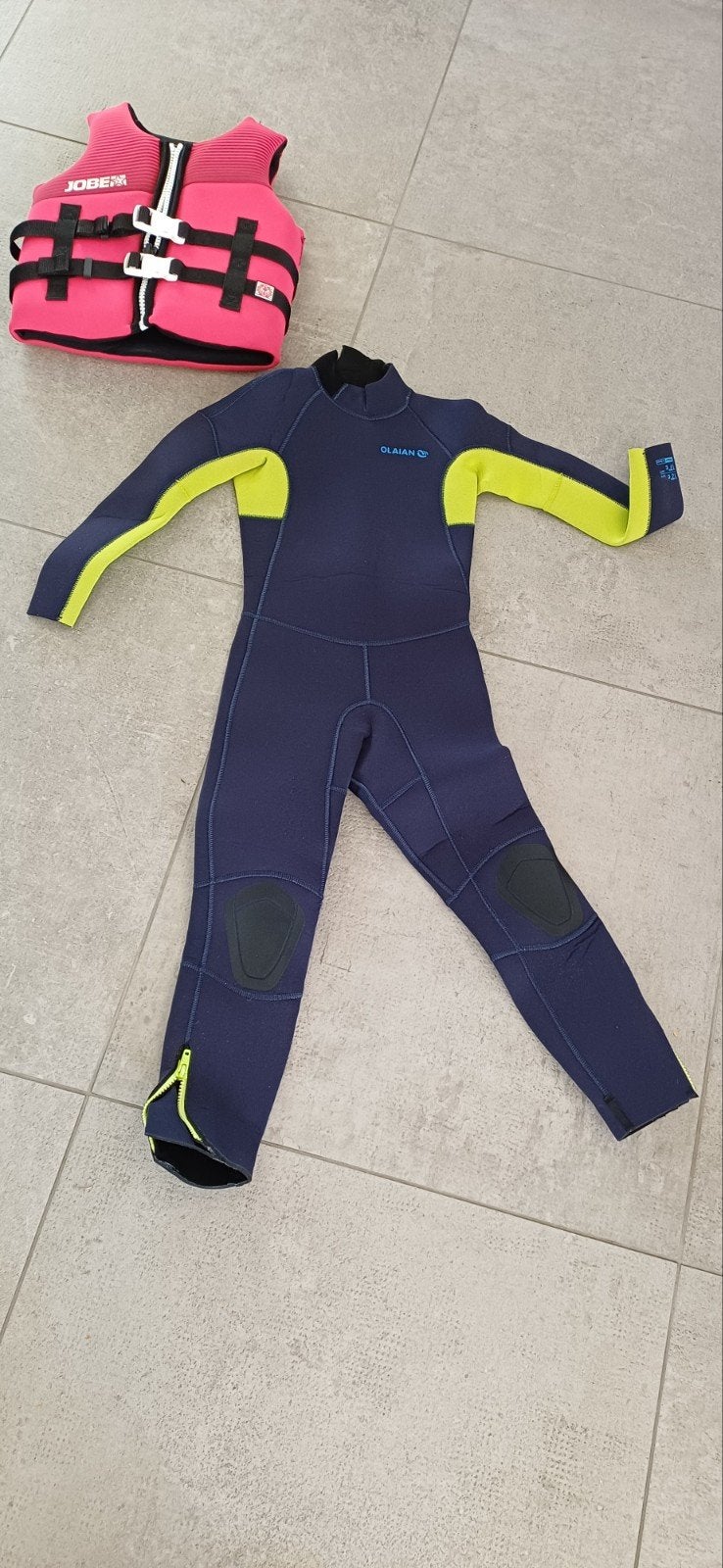wetsuit + drijfvest Jobe 8j, Enlèvement ou Envoi, Combinaison étanche