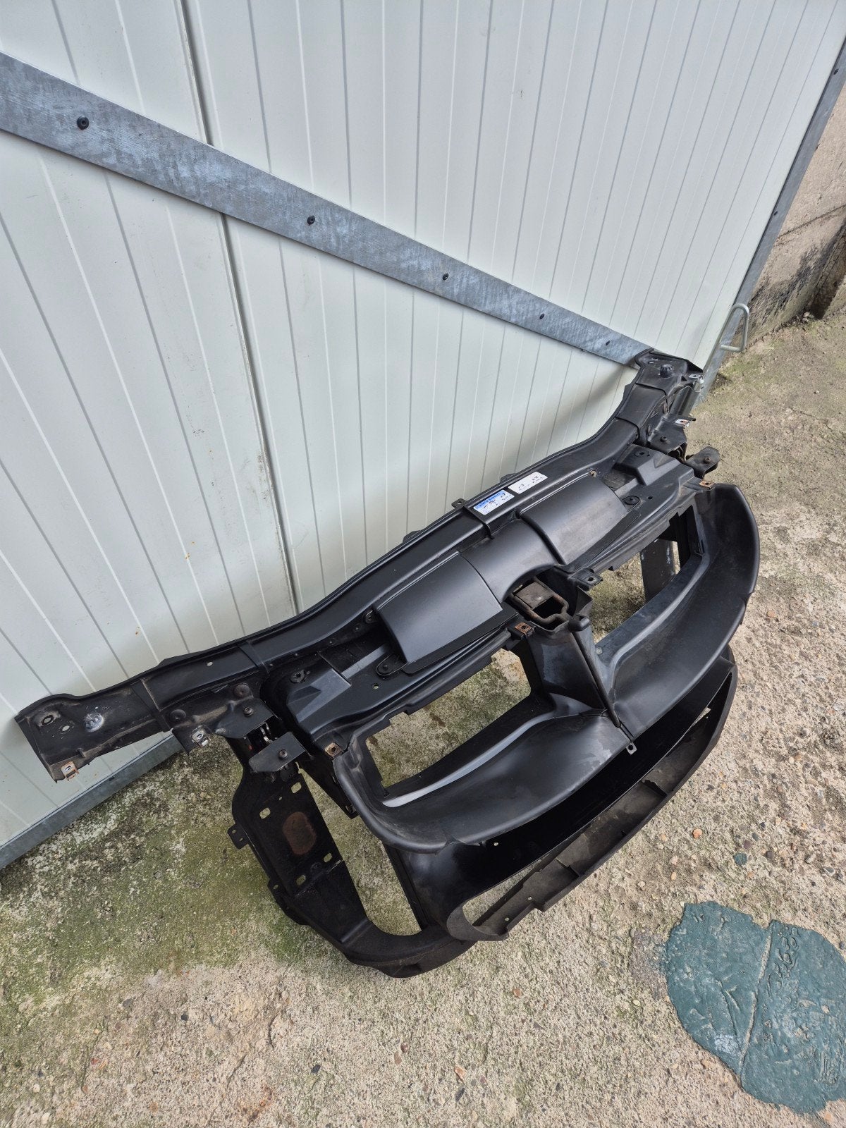 BMW E90 voorfront, Ophalen, BMW