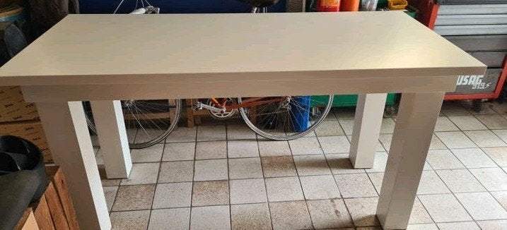 Tafel uit massief mdf, Ophalen