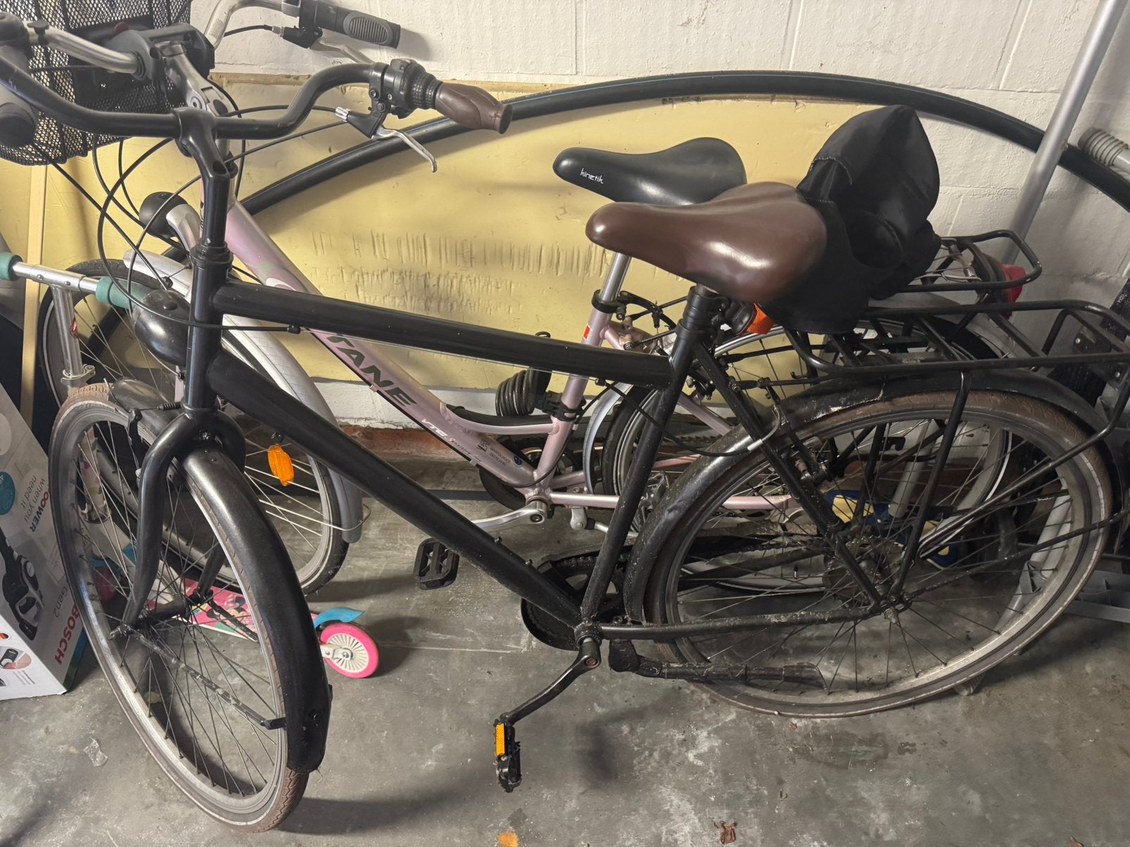 Zwarte stadfiets, Fietsen en Brommers, Fietsen | Heren | Herenfietsen, Ophalen, Gebruikt