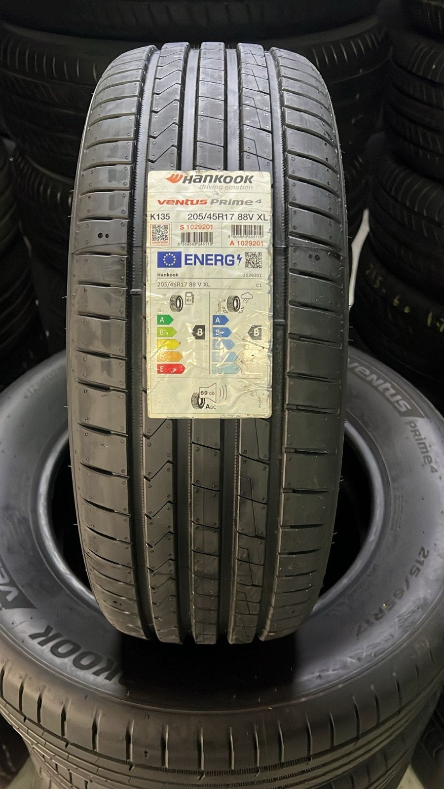 20545r17 205 45 r17 205/45/r17 hankook nouveau avec monta, Ophalen of Verzenden