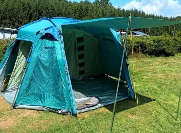 Familie tent, Caravans en Kamperen, Ophalen, Zo goed als nieuw, Tot en met 6