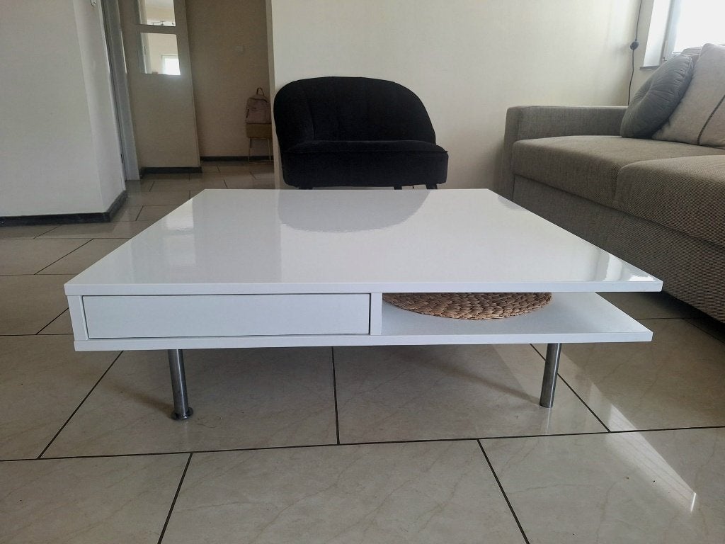 TABLE TOFTERYD, Maison & Meubles, 50 à 100 cm, Carré, Enlèvement, Utilisé