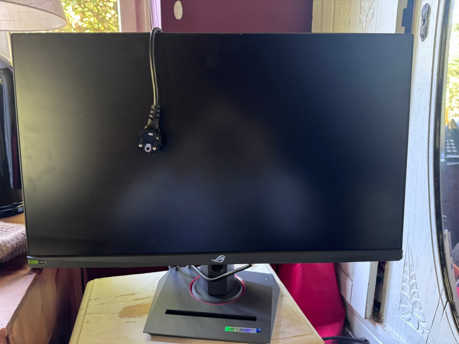 ASUS ROG Strix 27” Gaming Monitor – 180Hz – 1440p – IPS, IPS, In hoogte verstelbaar, Zo goed als nieuw, DisplayPort