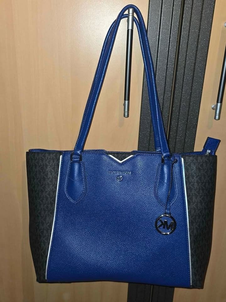 Sac Michaël Kors bleu et gris comme neuf, Enlèvement ou Envoi, Comme neuf, Bleu, Autres types