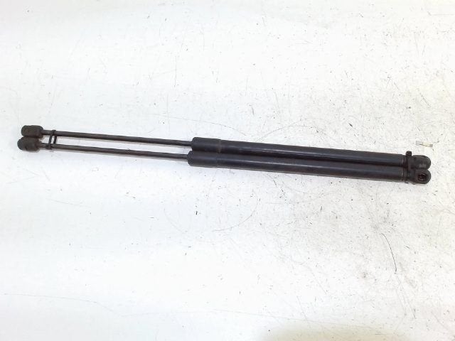 Gasdrukveerset achter Volkswagen Polo, Onderdelen@venauto.nl, Van der Ven Autorecycling B.V., Gebruikt, Ettenseweg 76, 4706 PB Roosendaal, The Netherlands