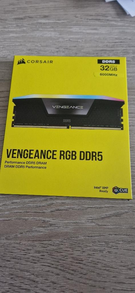 CORSAIR VENGEANCE RGB DDR5 RAM 32GB, Computers en Software, Ophalen, Nieuw, DDR5, Desktop