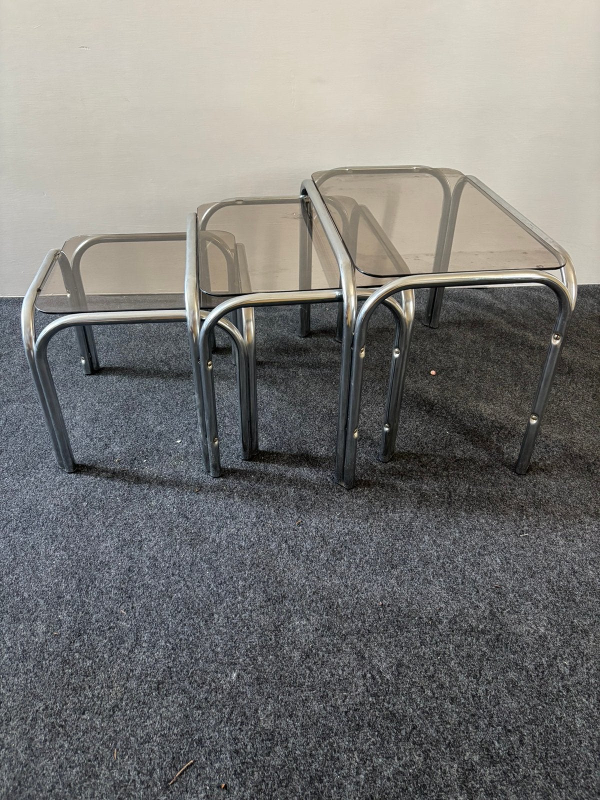 Tables vintage, Enlèvement ou Envoi