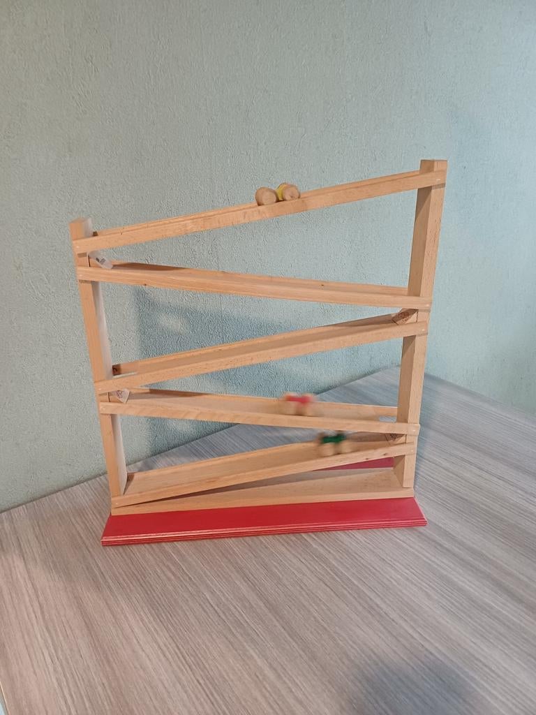 Houten autobaan + 3 houten auto's, Ophalen, Zo goed als nieuw