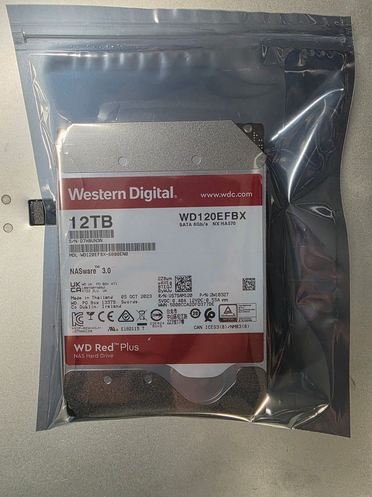 WD Red Plus 12TB met fabrieksgarnatie, Intern, 12TB, Ophalen of Verzenden, Zo goed als nieuw