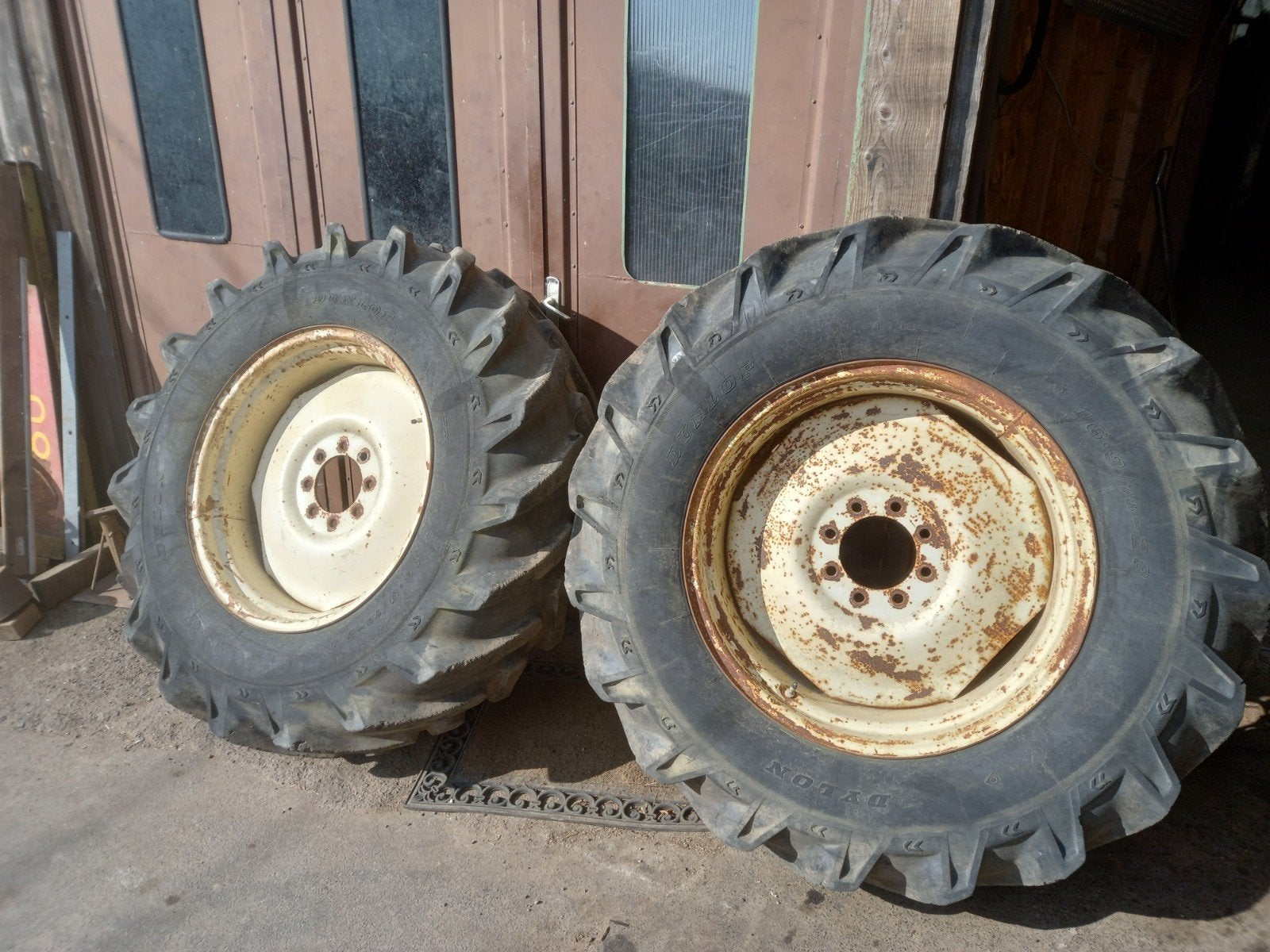 Roues tracteur fiat, Enlèvement