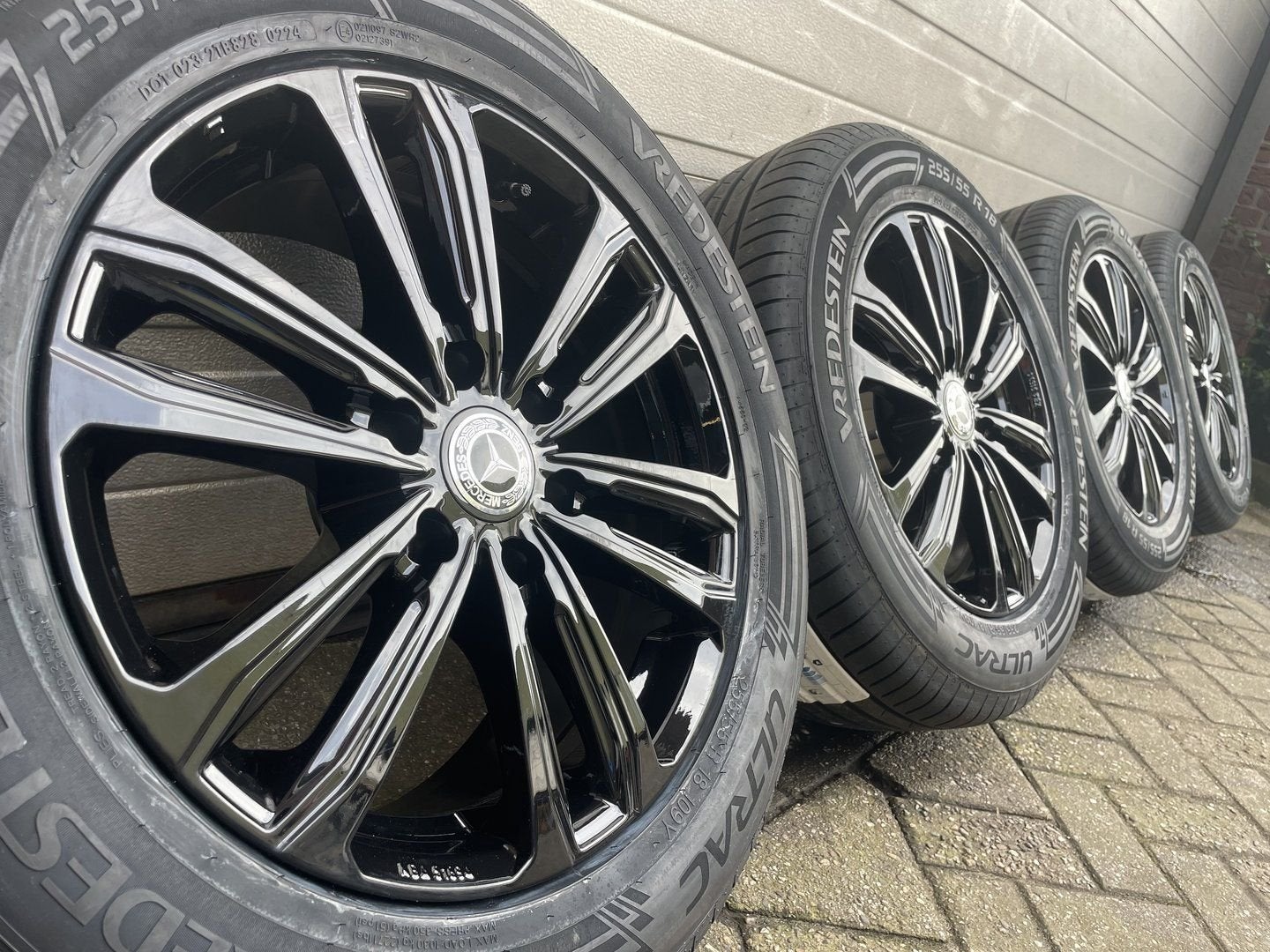 18 inch Mercedes Sprinter W907 W906 W910 velgen zomerbanden, 18 inch, Bestelwagen, 255 mm, -