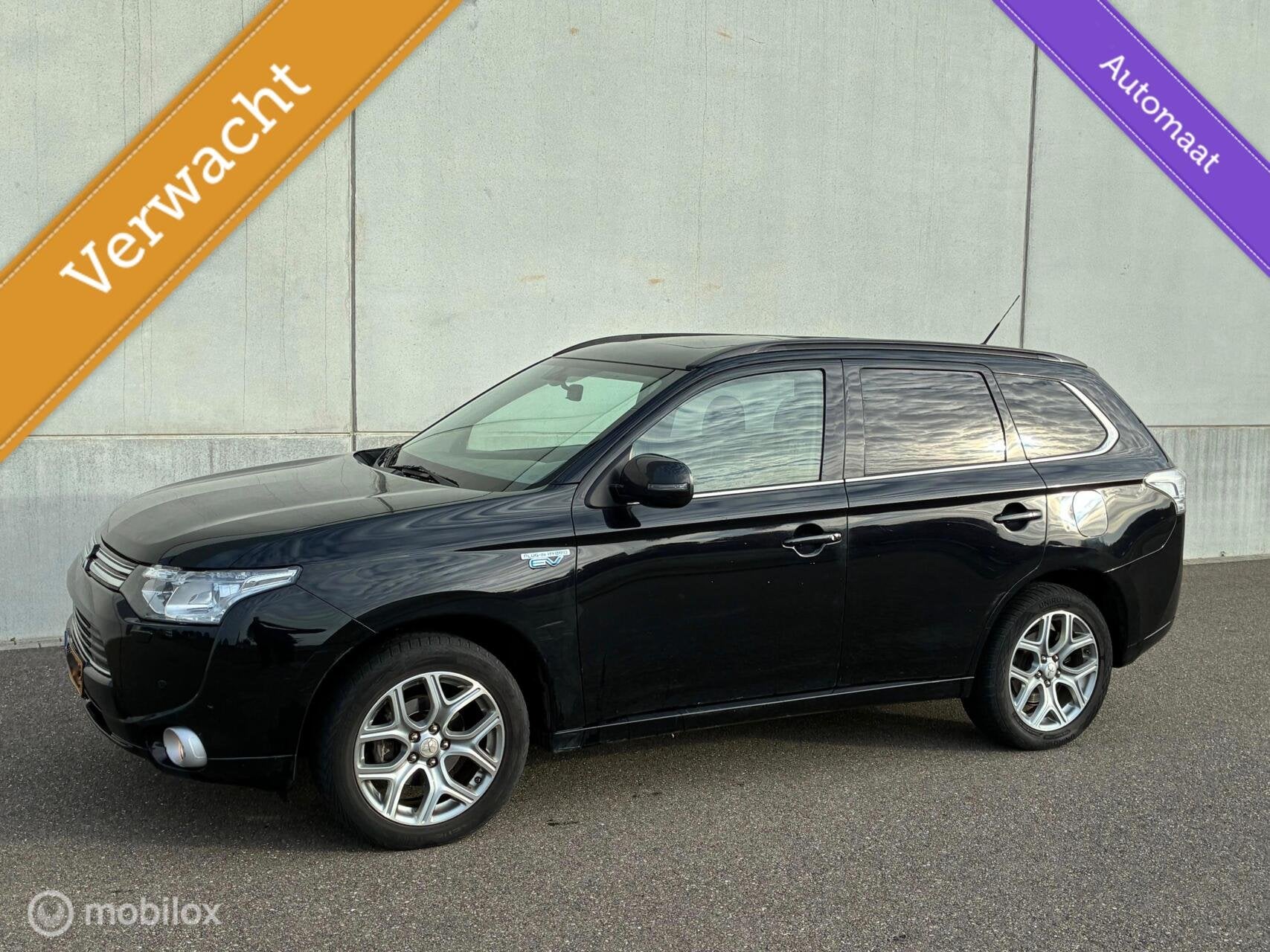 Mitsubishi Outlander 2.0 PHEV HYBRIDE AUTOMAAT 4 WD NAP, Auto's, Automaat, Zwart, 4 cilinders, 89 kW
